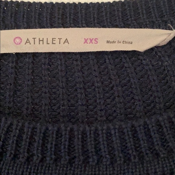 Women’s Athleta brand Navy sweater size XXS - Picture 4 of 6